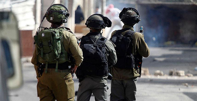 İsrail askerleri 14 yaşındaki çocuğu başından vurdu